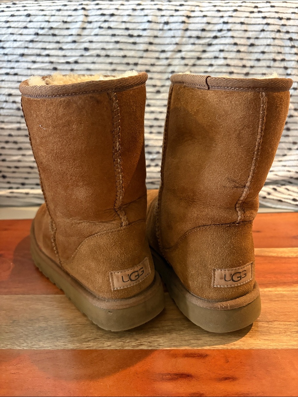 UGG Classic Short Suede Boots in Chestnut